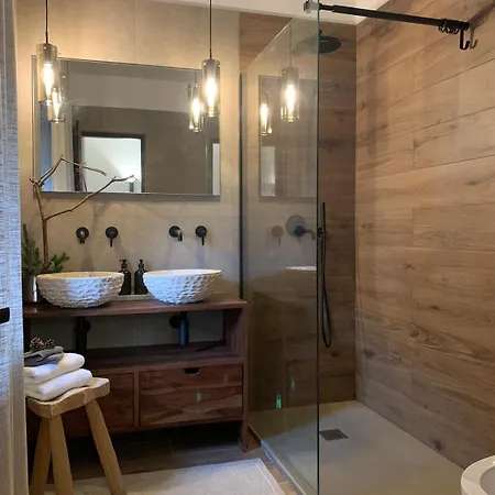 Dhome Apartment