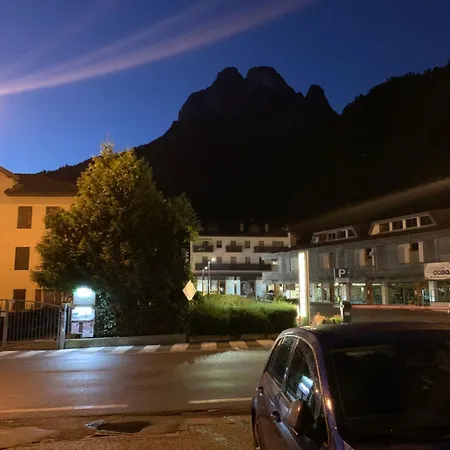 Dhome アパート アゴルド